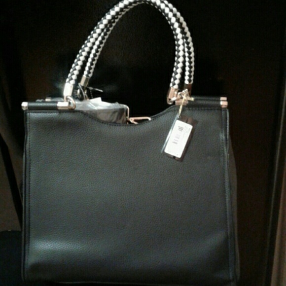 Handbag - Picture 2 of 3
